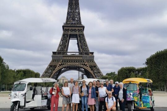 Private Two-Hour TukTuk Tour in Paris