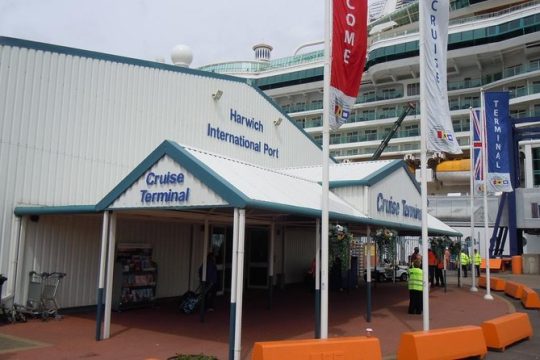 London To Harwich Port Terminal Private Transfer