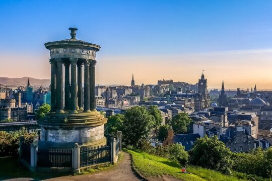 Remarkable Edinburgh Self-Guided Audio Walking Tour