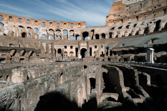 ROME: Colosseum tours with private guide & accomodation pick-up