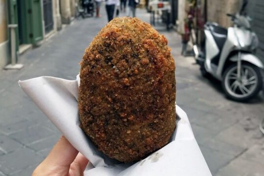 Streeet food tour in Ortigia