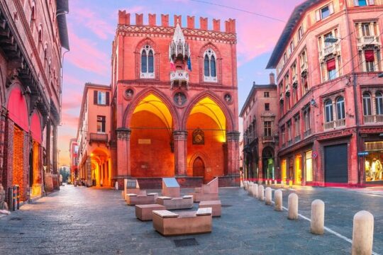 Private Tour from Milan to Bologna with Pick Up and Drop Off