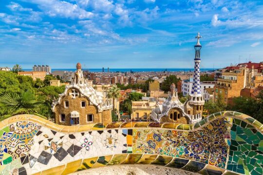 Barcelona Highlights Private Tour with a Local 100% Personalized