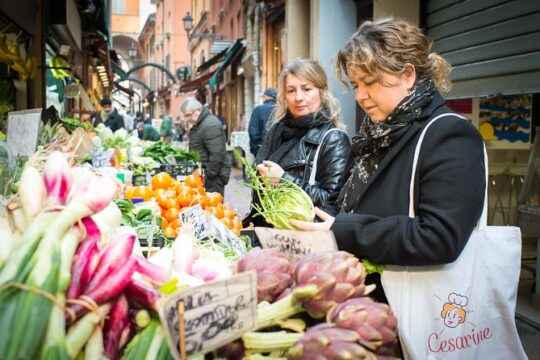 Small Group Market tour and Dining Experience at a Cesarina's home in Rimini