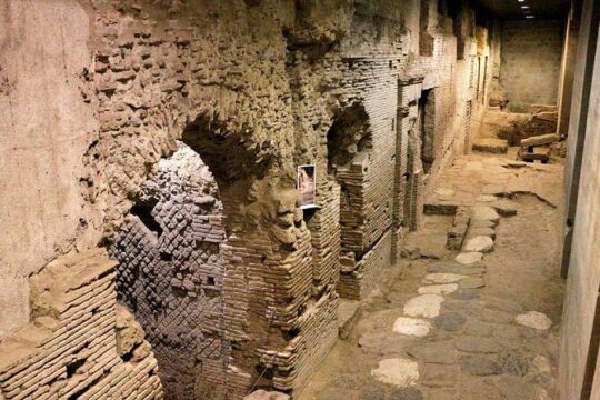 Tour of the Greek-roman Naples with an archaeologist