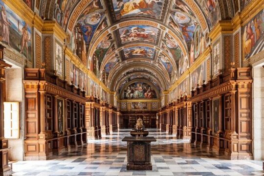 Magnificent El Escorial and Unique Segovia