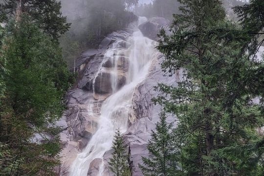 Vancouver, Squamish & Shannon fall Day Private Tour