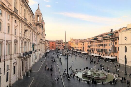 Port Excursion to Rome: Includes Lunch, Colosseum, Trevi, Pantheon and more!