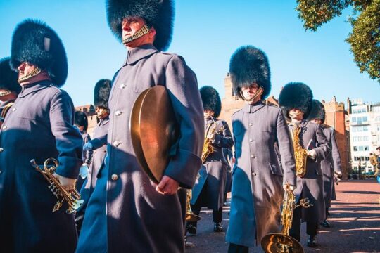 British Royalty walking tour including The Changing Of The Guard!