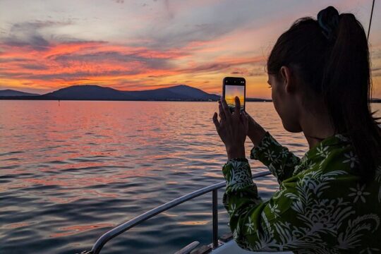 Sailing boat experience with sunset aperitif in Alghero