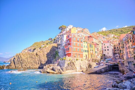 The pearls in the gulf of poets: Cinque Terre private tour