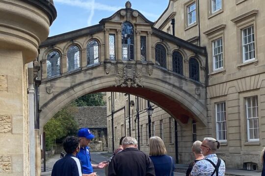Shared | Oxford Walking & Punting Tour w/opt Christ Church Entry