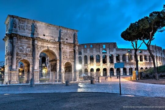 Skip the line: Colosseum, Palatine Hill, and Roman Forum Private Tour