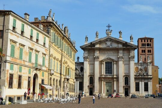 Day Trip from Milan: Mantua and its highlights - private tour