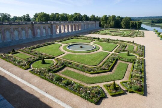 Private Versailles Full Day with Minivan