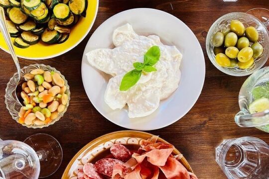 Casale delle Querce Cooking Class and Wine Experience