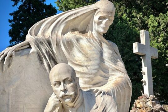 Cemetery of Montjuic Tour
