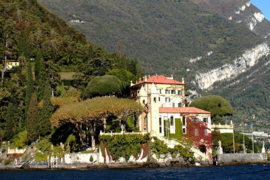 Private Full-Day Trip along Como Lake by Boat from Milan