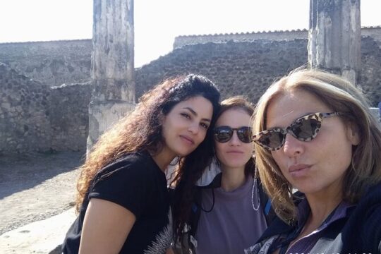 Amalfi Coast to Rome with stop at Pompeii or Vice Versa