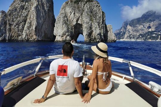 Capri private boat tour from Positano