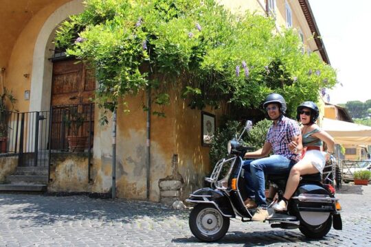 Secret Rome by Vespa private Tour