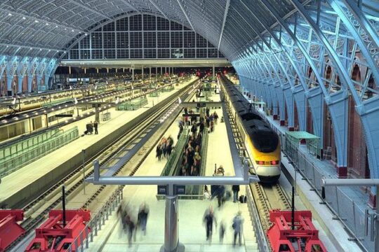 Private London Arrival Transfer - St. Pancras Eurostar Station to Accommodation