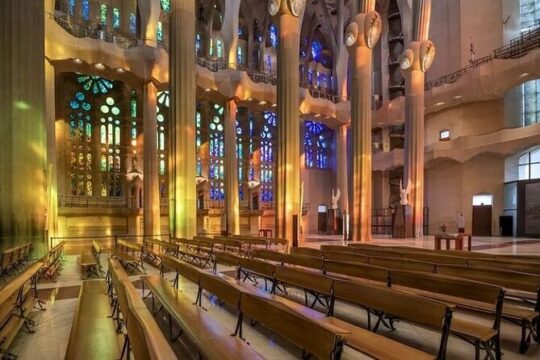 Stories of Sagrada Familia Insider Tour with Priority Access