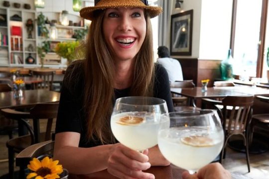 Edinburgh Gin Tour with a Local Guide: Private & Custom