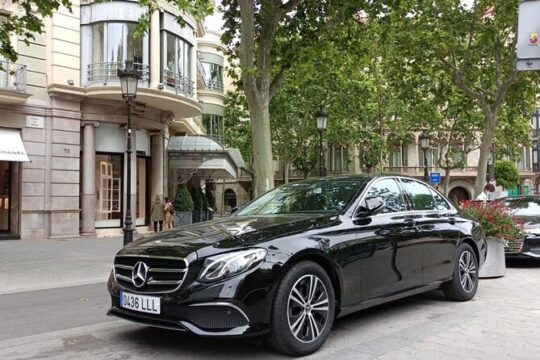 Private Transfer from Barcelona City to the Port (or vice versa)