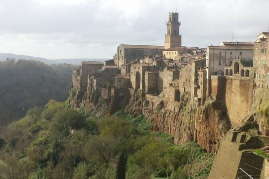 Private Day Tour to the Tufo Villages from Orvieto