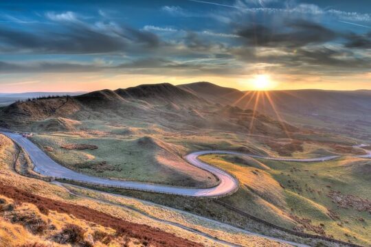 Chatsworth and Peak District Small-Group Tour from Manchester