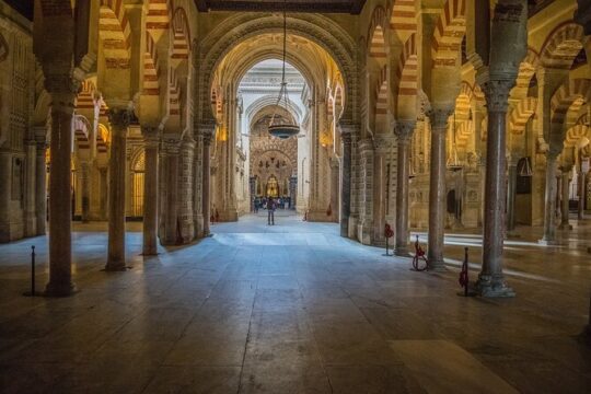 Half Day Tour to Mosque-Cathedral of Cordoba and Jewish Quarter
