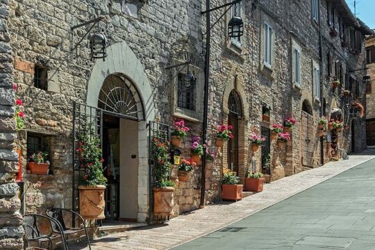 Assisi Town with Gourmet Lunch&Wine ShoreExcursion from Civitavecchia Port