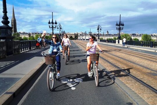 Bordeaux bike tour "The Best of Bordeaux"