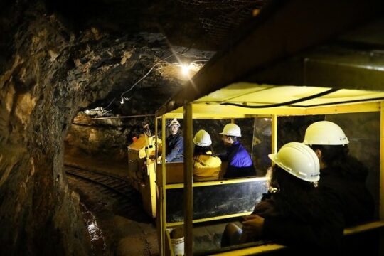 Vancouver family tour Squamish with Porteau Cove and Britannia Mine Private