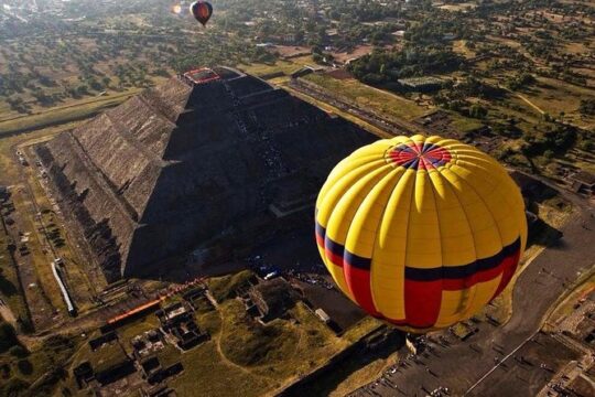 Hot Air Balloon Tour in Teotihuacan from Mexico City