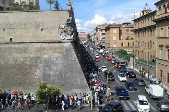 Enjoy Vatican Museums , Sistine Chapel : guided tour