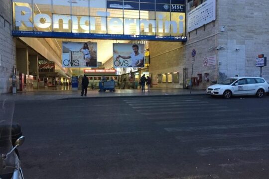 Transfer from Rome center to Termini station with van