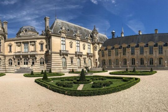 Private Visit Chantilly Castle 5 hours by luxury car