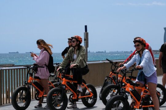 Sagrada and The BEST Bike/e-Bike Tour in Barcelona, Local Guide