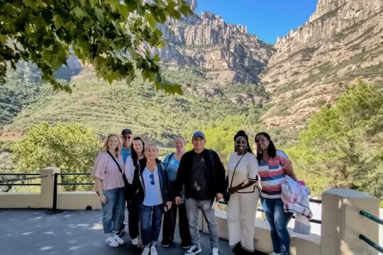 Montserrat Small Group with Cable Car and Cogwheel Train