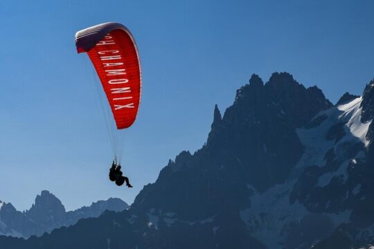 Two-seater paragliding flight in Chamonix