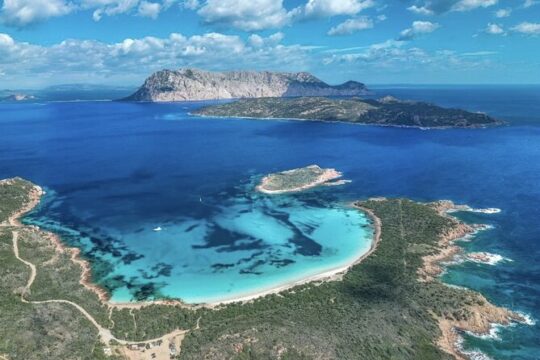 Tavolara : Mini Tour of the Archipelago from San Teodoro