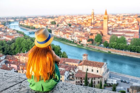 Verona Arena and Historic Highlights: A Guided Walking Tour