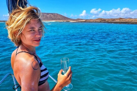 3-Hour Private Sailing Tour around the Lobos Island