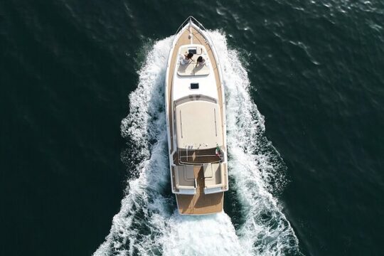 Private Amalfi coast tour with 37ft Speedboat