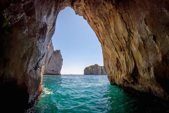 From Salerno: Small Group Li Galli Islands and Capri Boat Tour