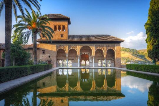 Day Trip: Alhambra Tour from Jaen