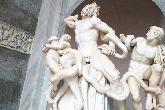 Walking Tour of the Vatican City with Skip-the-line Tickets & Sistine Chapel