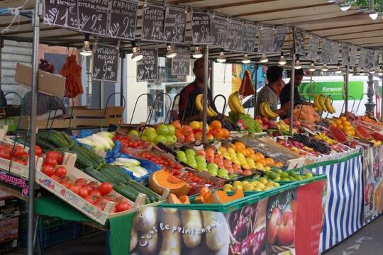 Local Food Market Walking Tour near the Marais